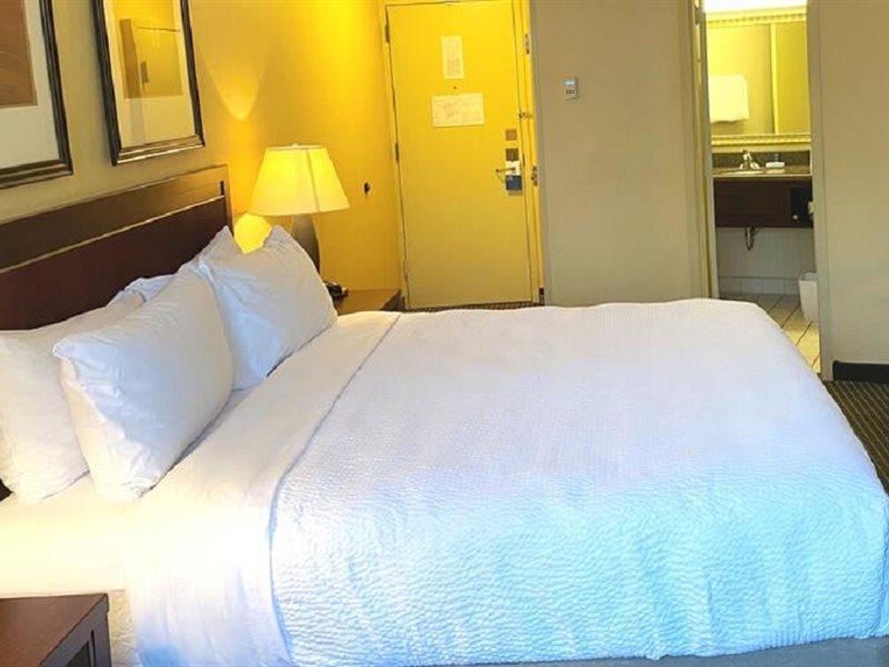 Quality Inn West Lafayette - University Area Buitenkant foto