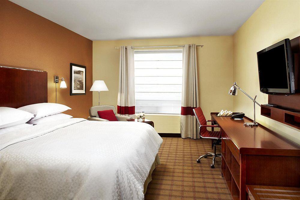 Quality Inn West Lafayette - University Area Buitenkant foto